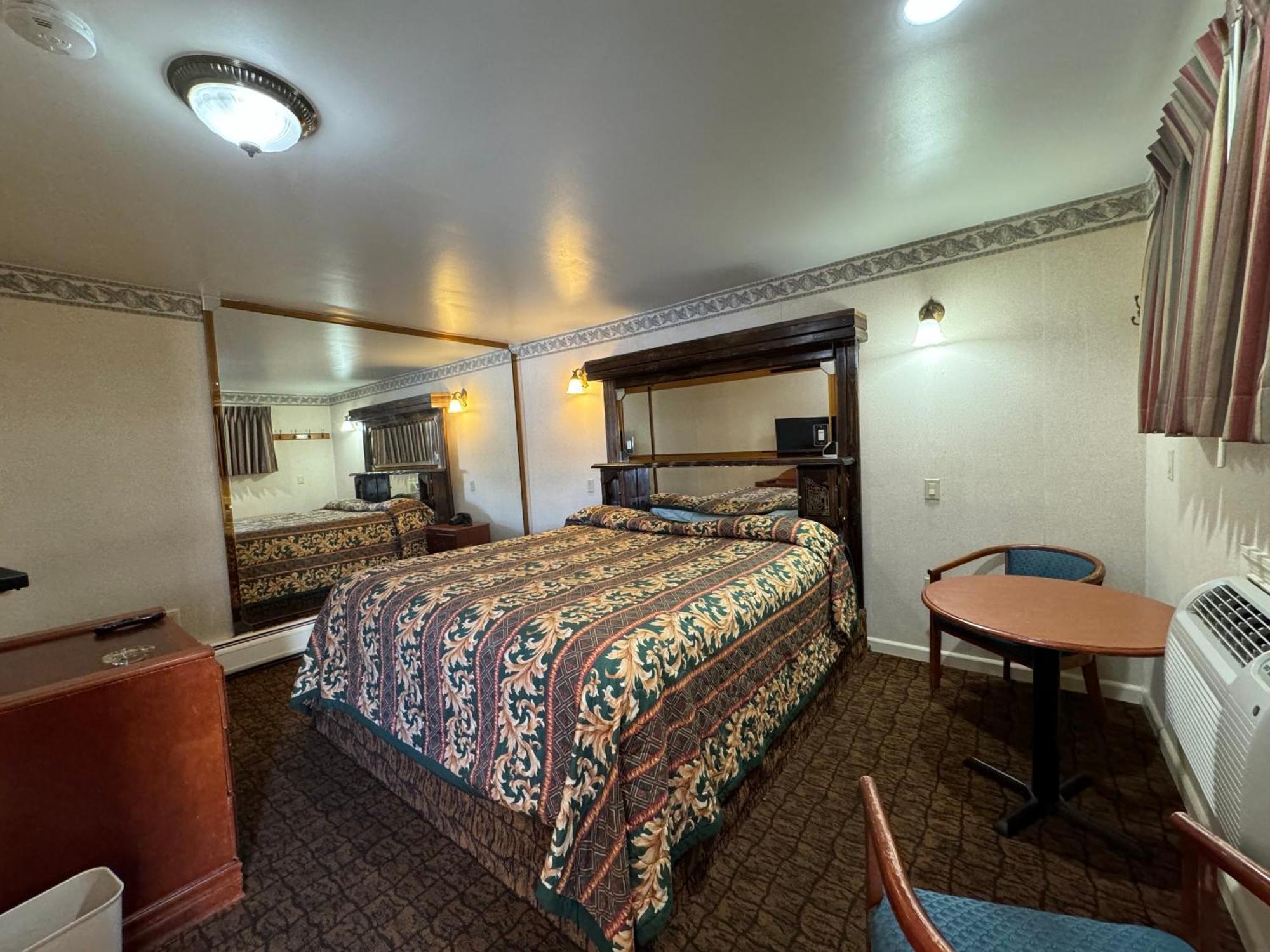 Royal Motel 锡考克斯 外观 照片
