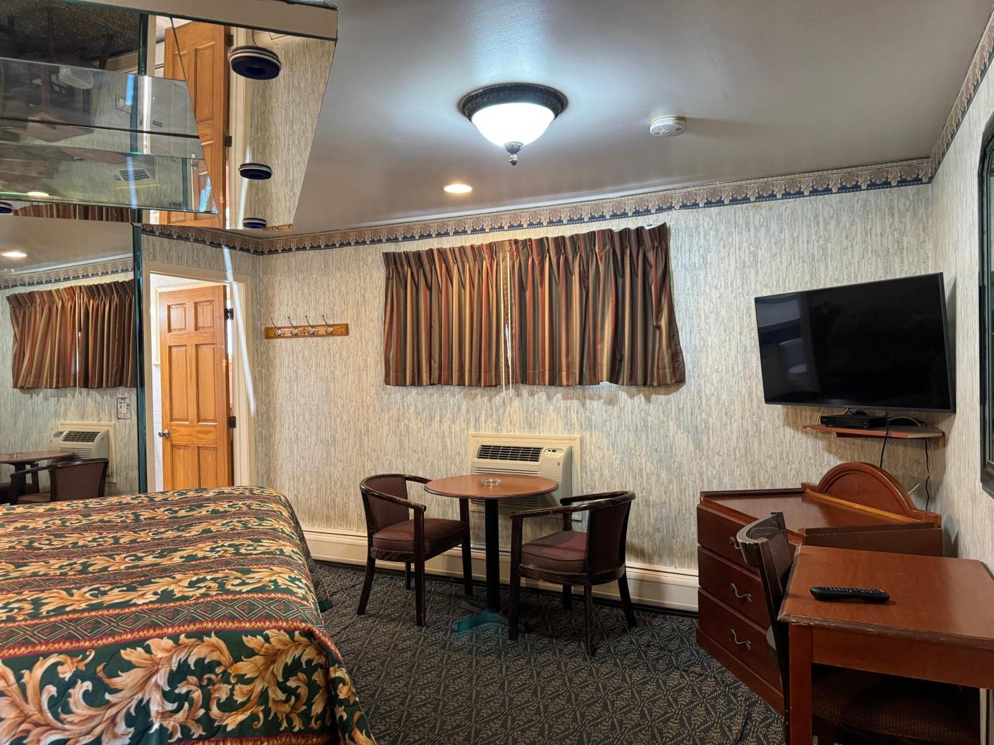 Royal Motel 锡考克斯 外观 照片